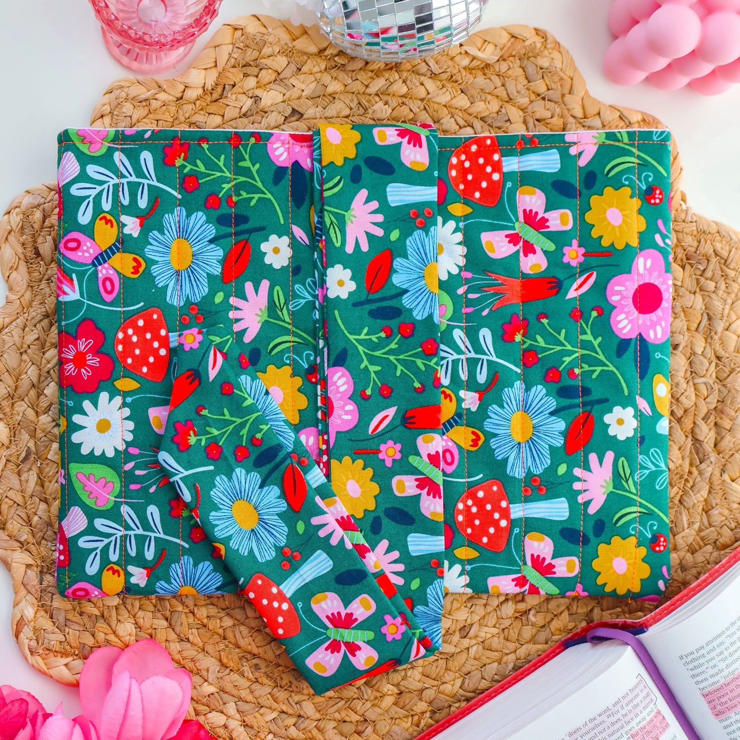 Wonderland Garden Bible Sleeve